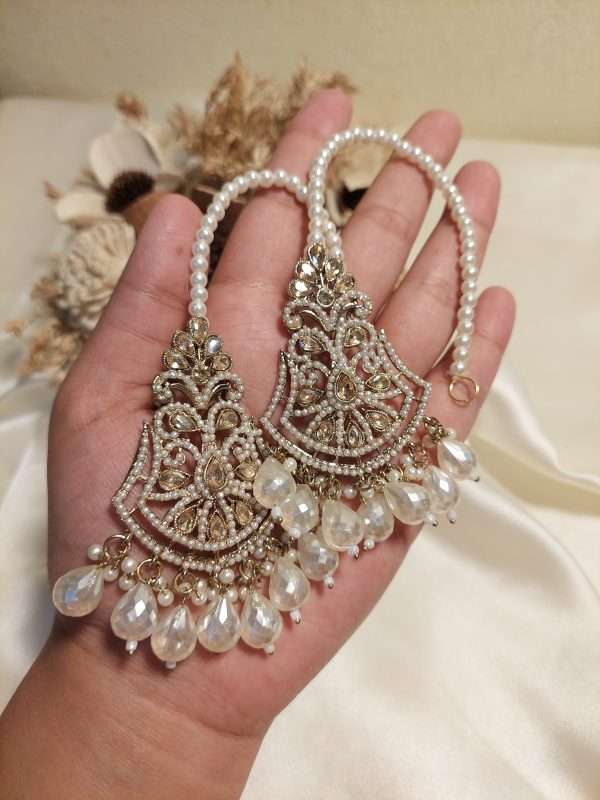 Jaipuri Style Earrings – Elegant White & Golden Tones